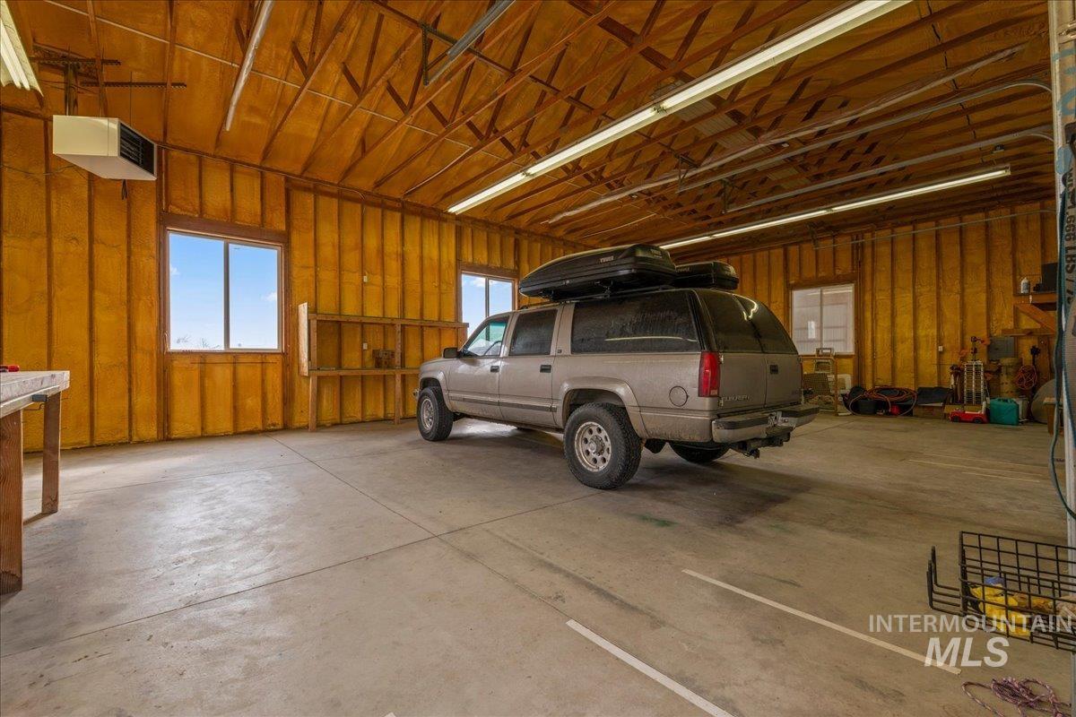 13983 Santa Rita Drive, Nampa, Idaho 83686, 6 Bedrooms, 3 Bathrooms, Residential For Sale, Price $815,000,MLS 98980527