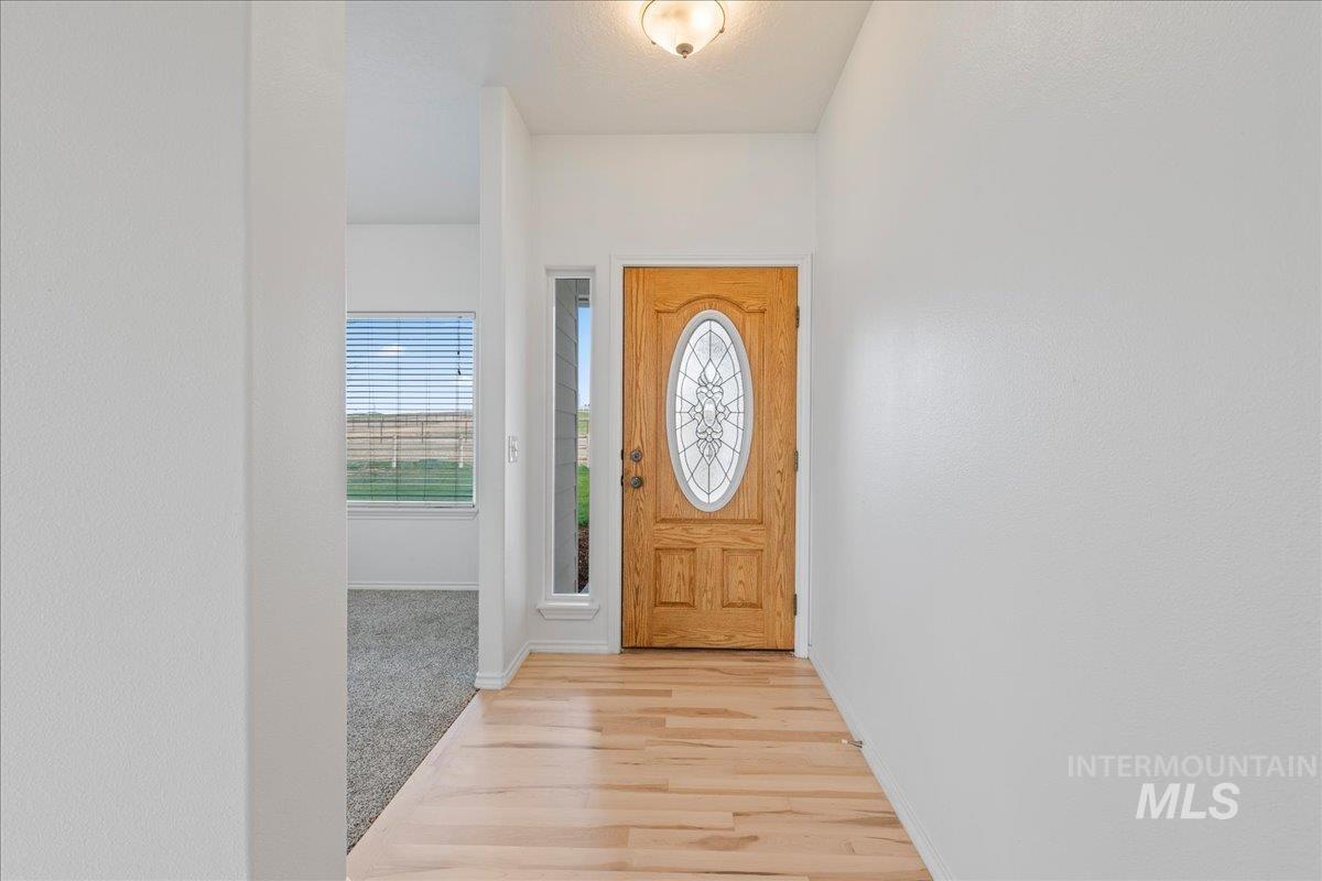 13983 Santa Rita Drive, Nampa, Idaho 83686, 6 Bedrooms, 3 Bathrooms, Residential For Sale, Price $815,000,MLS 98980527