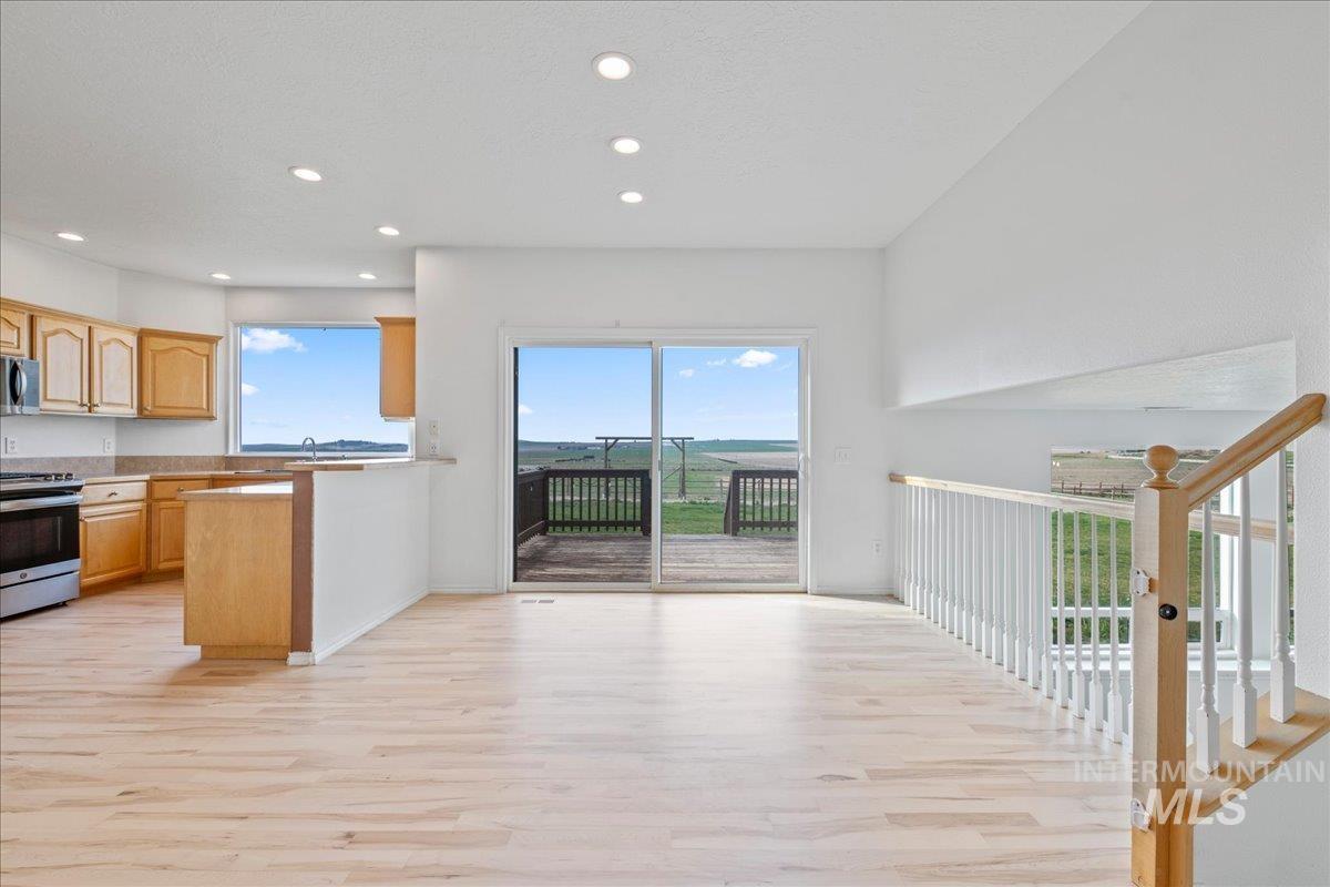 13983 Santa Rita Drive, Nampa, Idaho 83686, 6 Bedrooms, 3 Bathrooms, Residential For Sale, Price $815,000,MLS 98980527