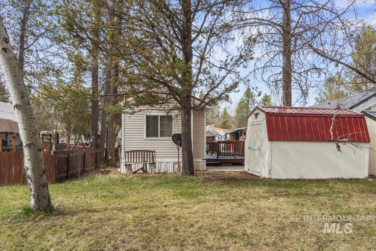 25 E Street, Cascade, Idaho 83611, 1 Bedroom, 1 Bathroom, Residential For Sale, Price $180,000,MLS 98980528