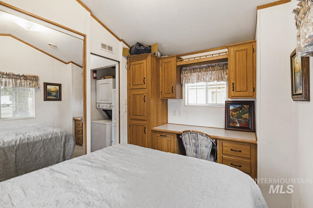 25 E Street, Cascade, Idaho 83611, 1 Bedroom, 1 Bathroom, Residential For Sale, Price $180,000,MLS 98980528