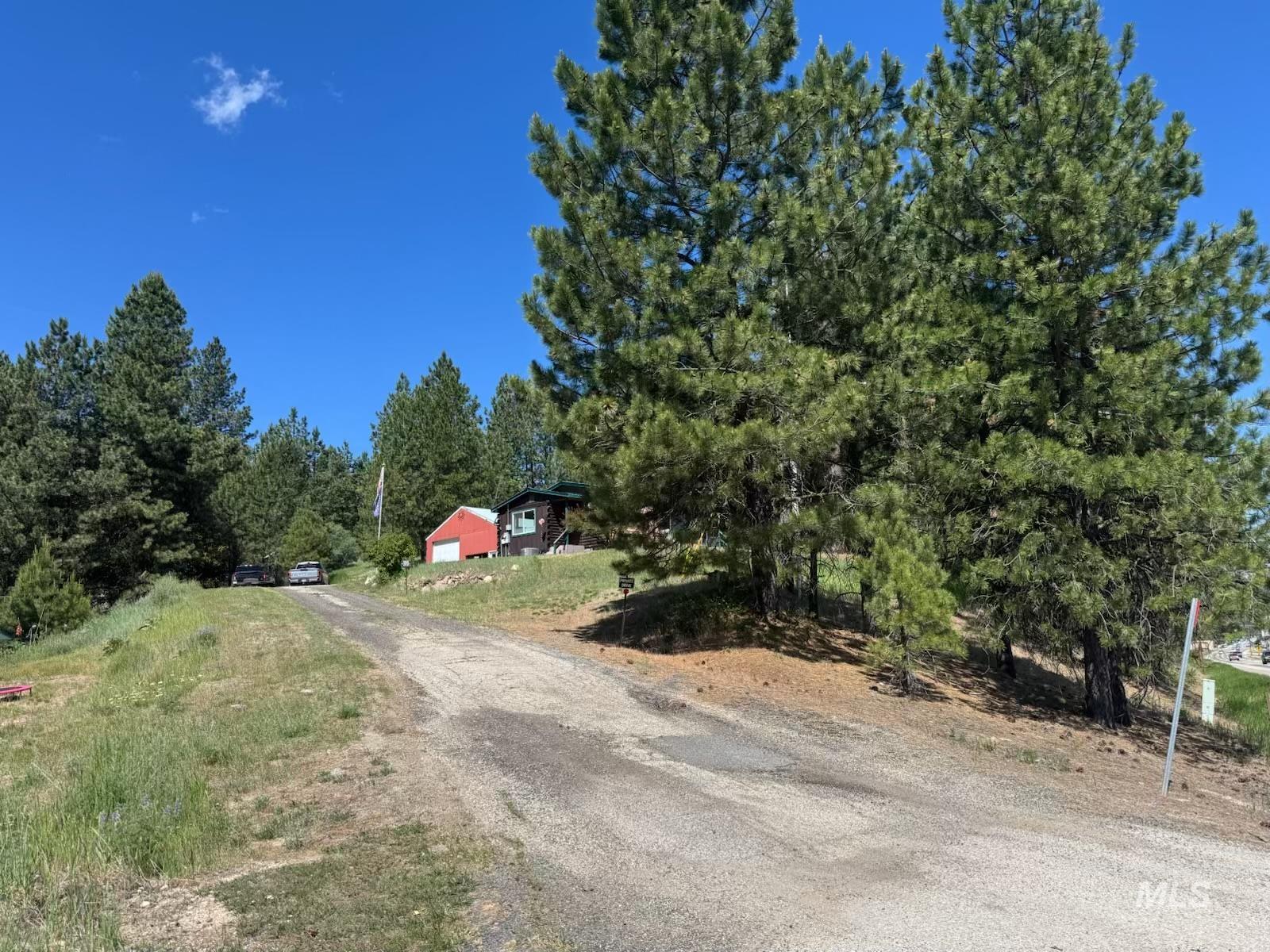 643 S Main Street, Cascade, Idaho 83611, Business/Commercial For Sale, Price $679,000, 98980529