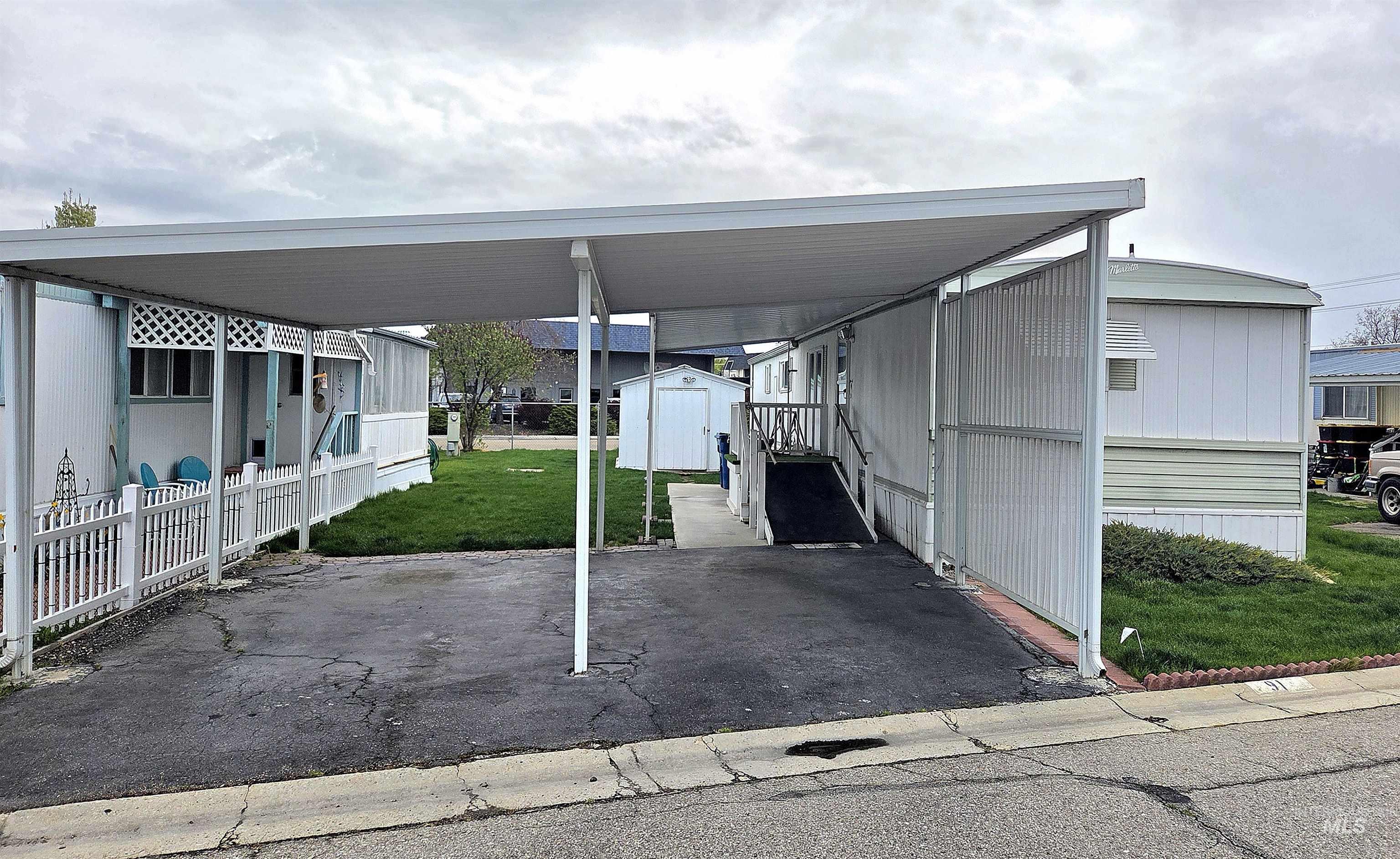 2205 E Linden St Trlr 91, Caldwell, Idaho 83605-5983, 2 Bedrooms, 1 Bathroom, Residential For Sale, Price $79,900, 98980530