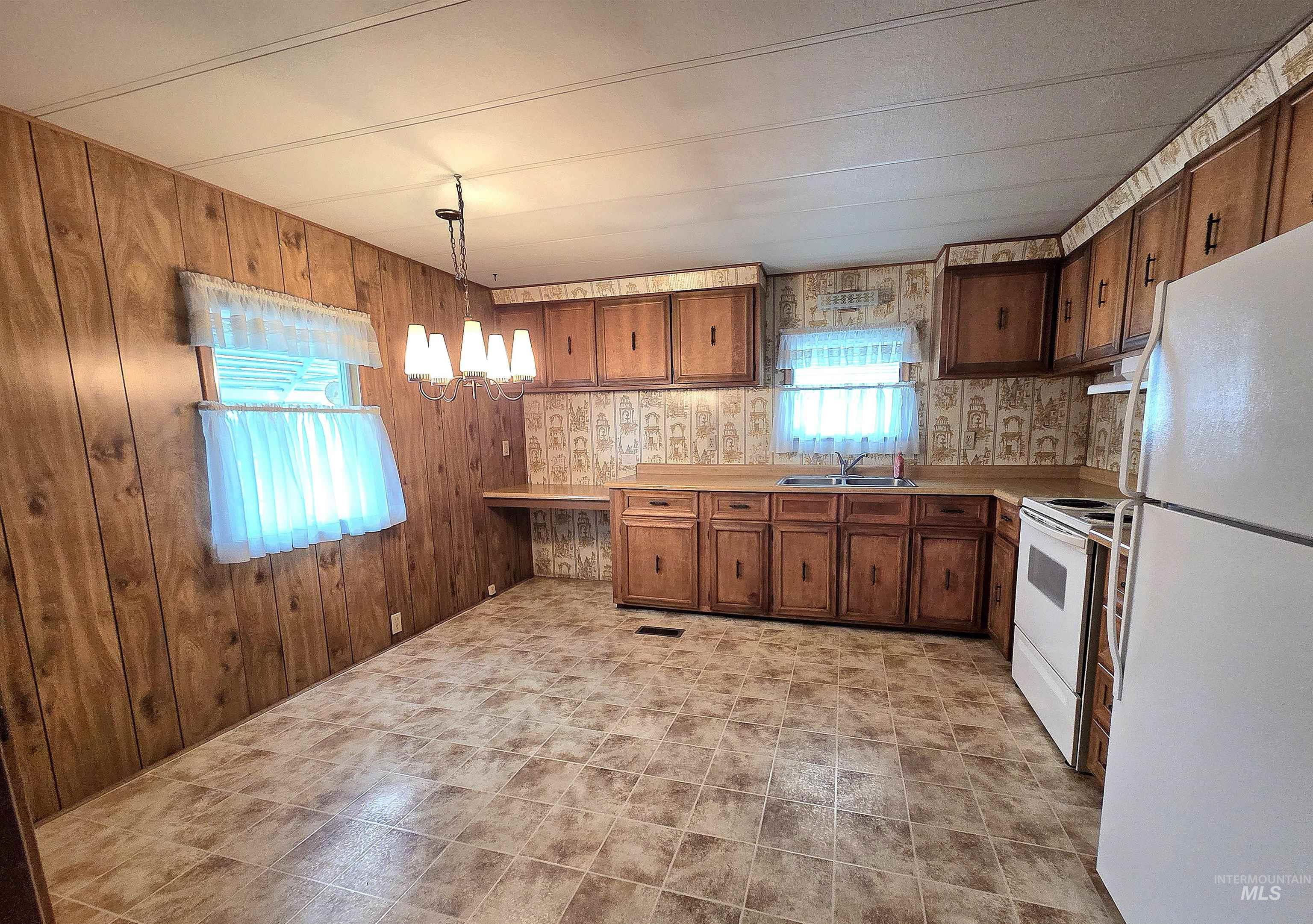 2205 E Linden St Trlr 91, Caldwell, Idaho 83605-5983, 2 Bedrooms, 1 Bathroom, Residential For Sale, Price $79,900, 98980530