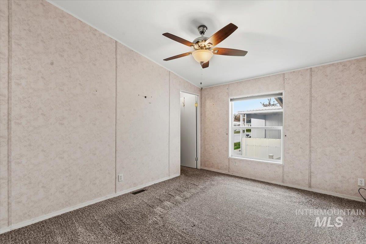 9390 W Ustick Rd., Boise, Idaho 83704, 3 Bedrooms, 2 Bathrooms, Residential For Sale, Price $149,900,MLS 98980532