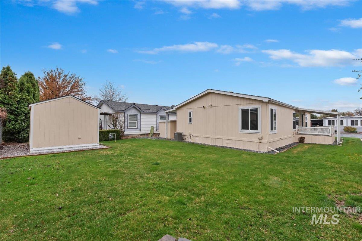 9390 W Ustick Rd., Boise, Idaho 83704, 3 Bedrooms, 2 Bathrooms, Residential For Sale, Price $149,900,MLS 98980532