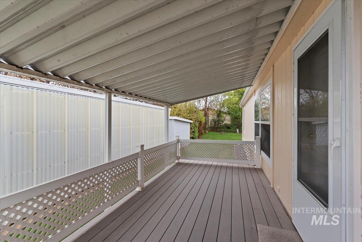 9390 W Ustick Rd., Boise, Idaho 83704, 3 Bedrooms, 2 Bathrooms, Residential For Sale, Price $149,900,MLS 98980532