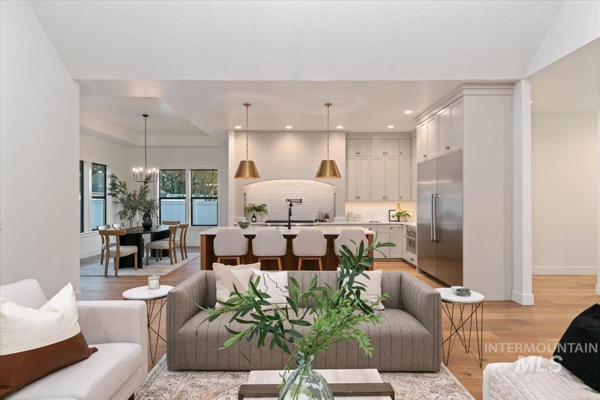 196 N Timber Wolf Pl, Eagle, Idaho 83616, 4 Bedrooms, 3.5 Bathrooms, Residential For Sale, Price $1,274,900,MLS 98980533