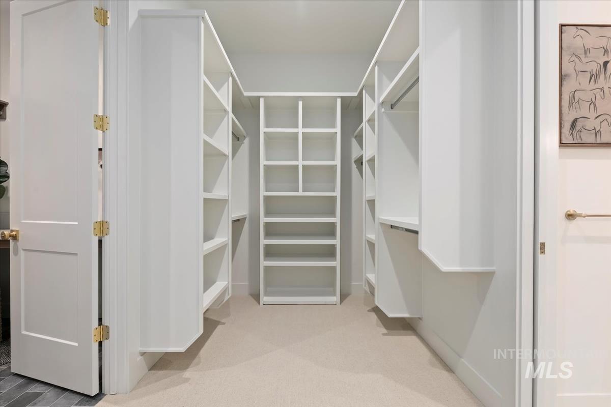 196 N Timber Wolf Pl, Eagle, Idaho 83616, 4 Bedrooms, 3.5 Bathrooms, Residential For Sale, Price $1,274,900,MLS 98980533