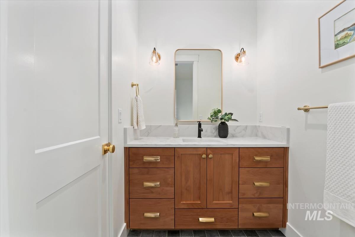 196 N Timber Wolf Pl, Eagle, Idaho 83616, 4 Bedrooms, 3.5 Bathrooms, Residential For Sale, Price $1,274,900,MLS 98980533