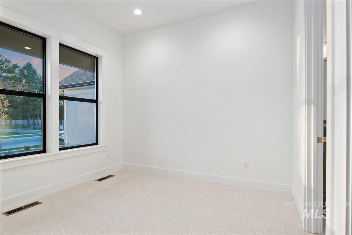 196 N Timber Wolf Pl, Eagle, Idaho 83616, 4 Bedrooms, 3.5 Bathrooms, Residential For Sale, Price $1,274,900,MLS 98980533