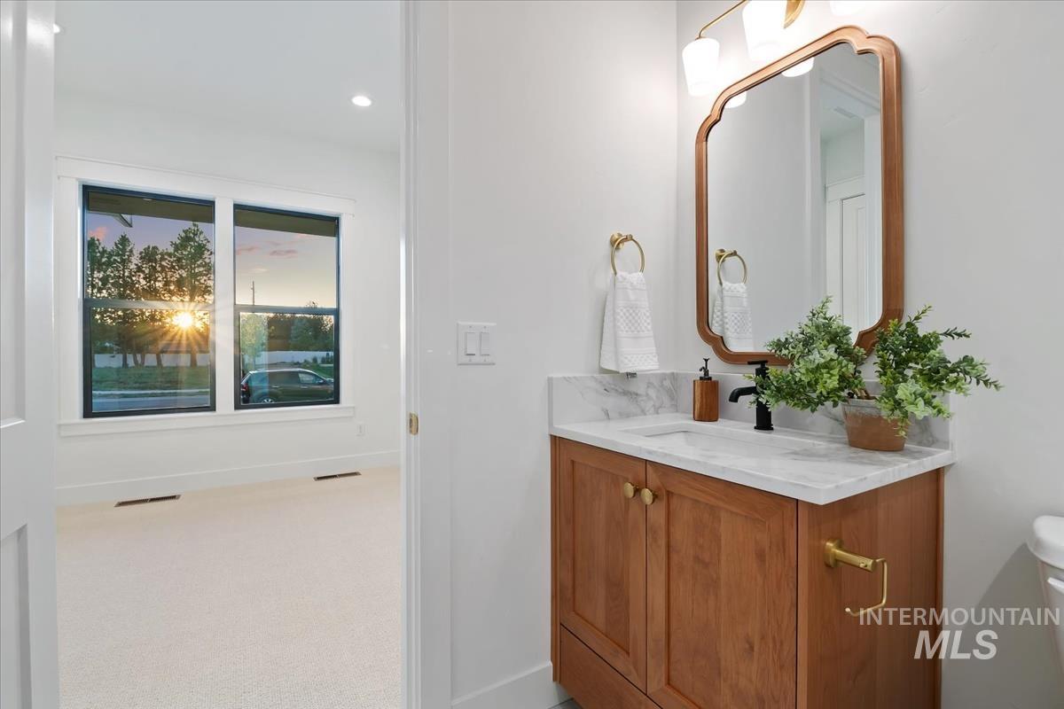 196 N Timber Wolf Pl, Eagle, Idaho 83616, 4 Bedrooms, 3.5 Bathrooms, Residential For Sale, Price $1,274,900,MLS 98980533