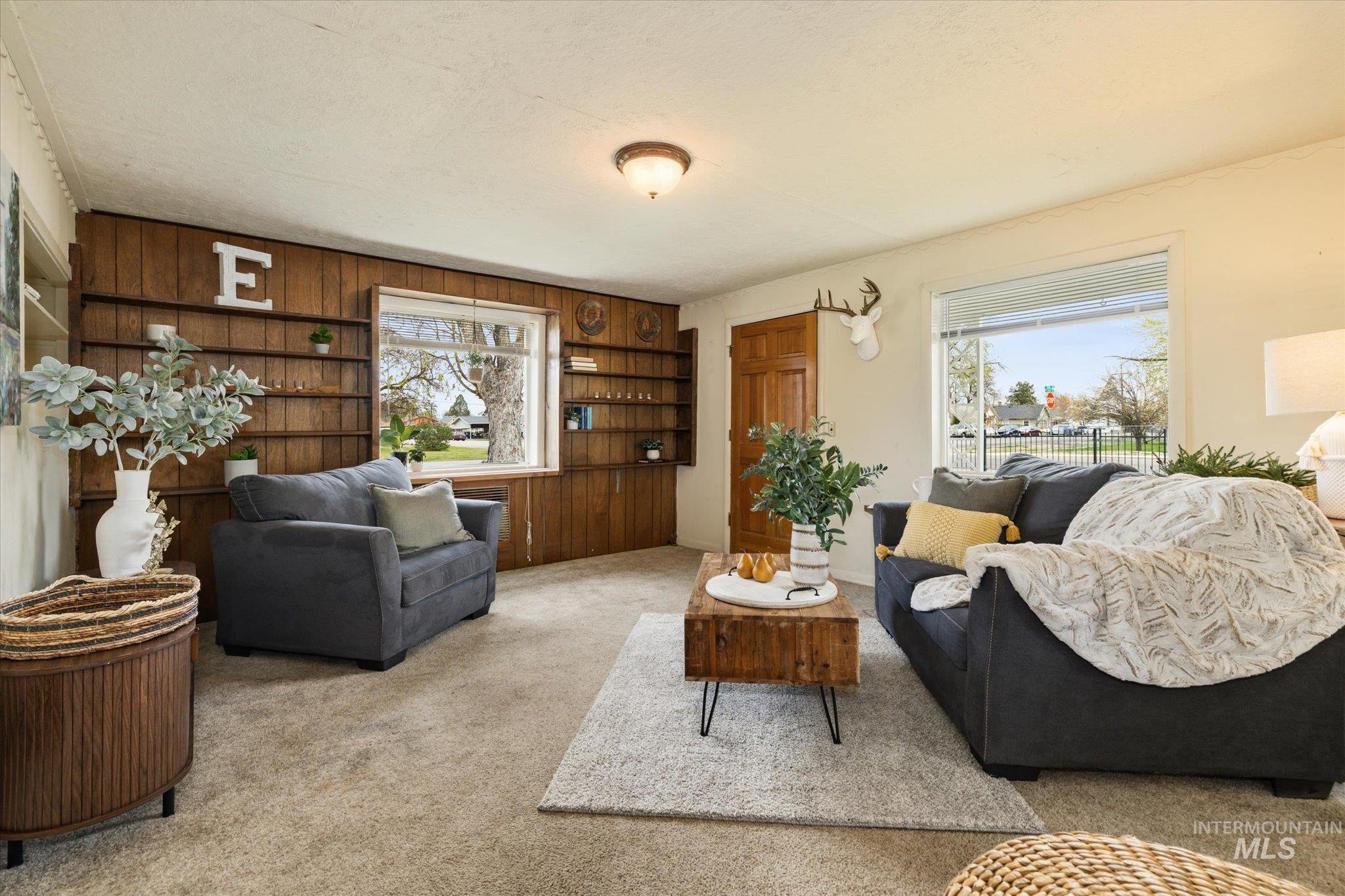 203 E 5th St, Emmett, Idaho 83714, 4 Bedrooms, 1 Bathroom, Residential For Sale, Price $264,000,MLS 98980535