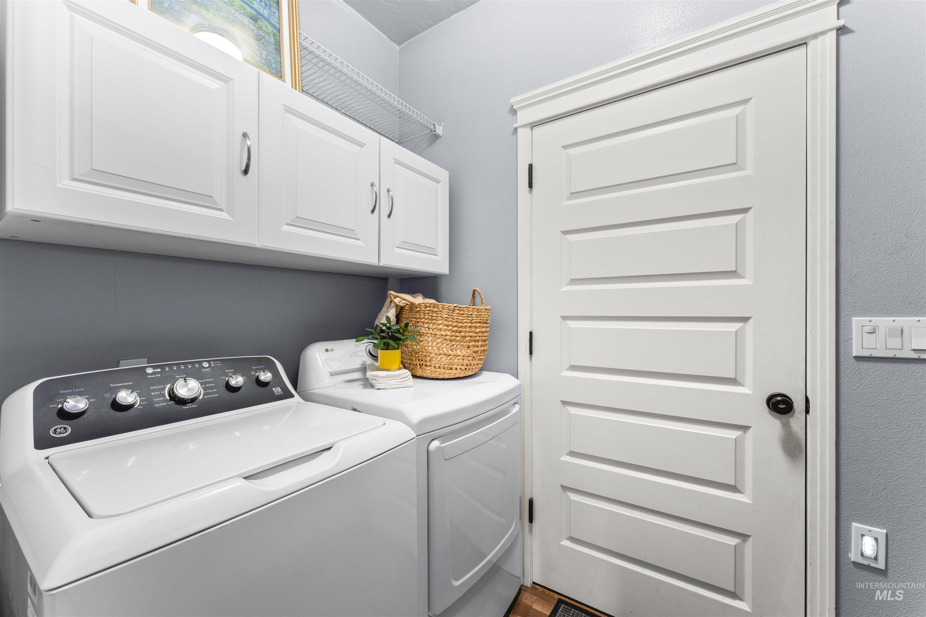 1307 W Belknap, Nampa, Idaho 83686, 3 Bedrooms, 2.5 Bathrooms, Residential For Sale, Price $429,000, 98980536