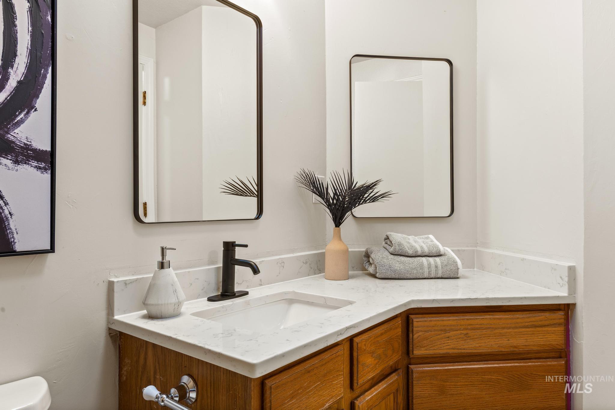 4745 N Oxbow Pl, Boise, Idaho 83713, 3 Bedrooms, 2 Bathrooms, Residential For Sale, Price $434,900, 98980537