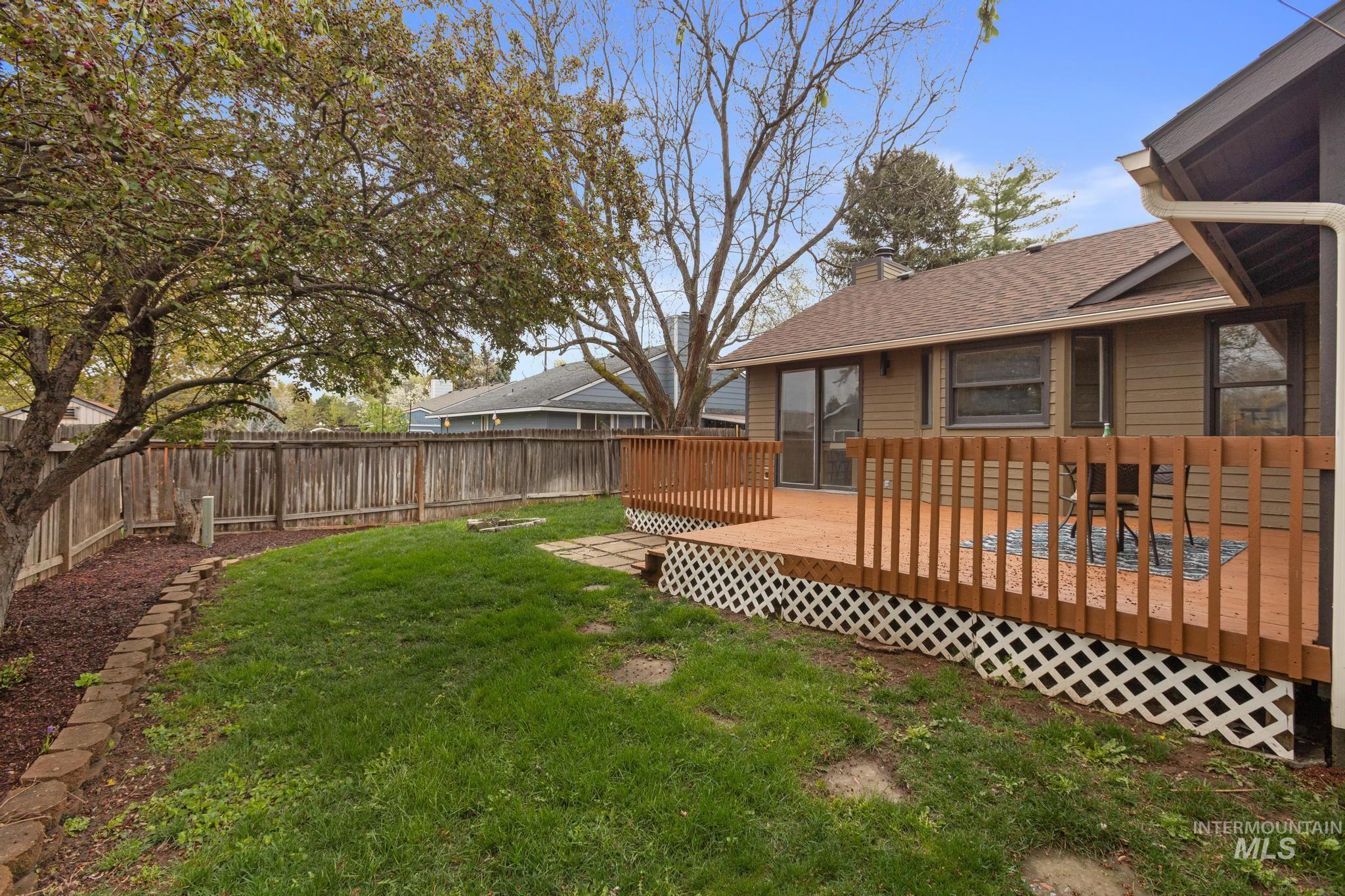 4745 N Oxbow Pl, Boise, Idaho 83713, 3 Bedrooms, 2 Bathrooms, Residential For Sale, Price $434,900, 98980537