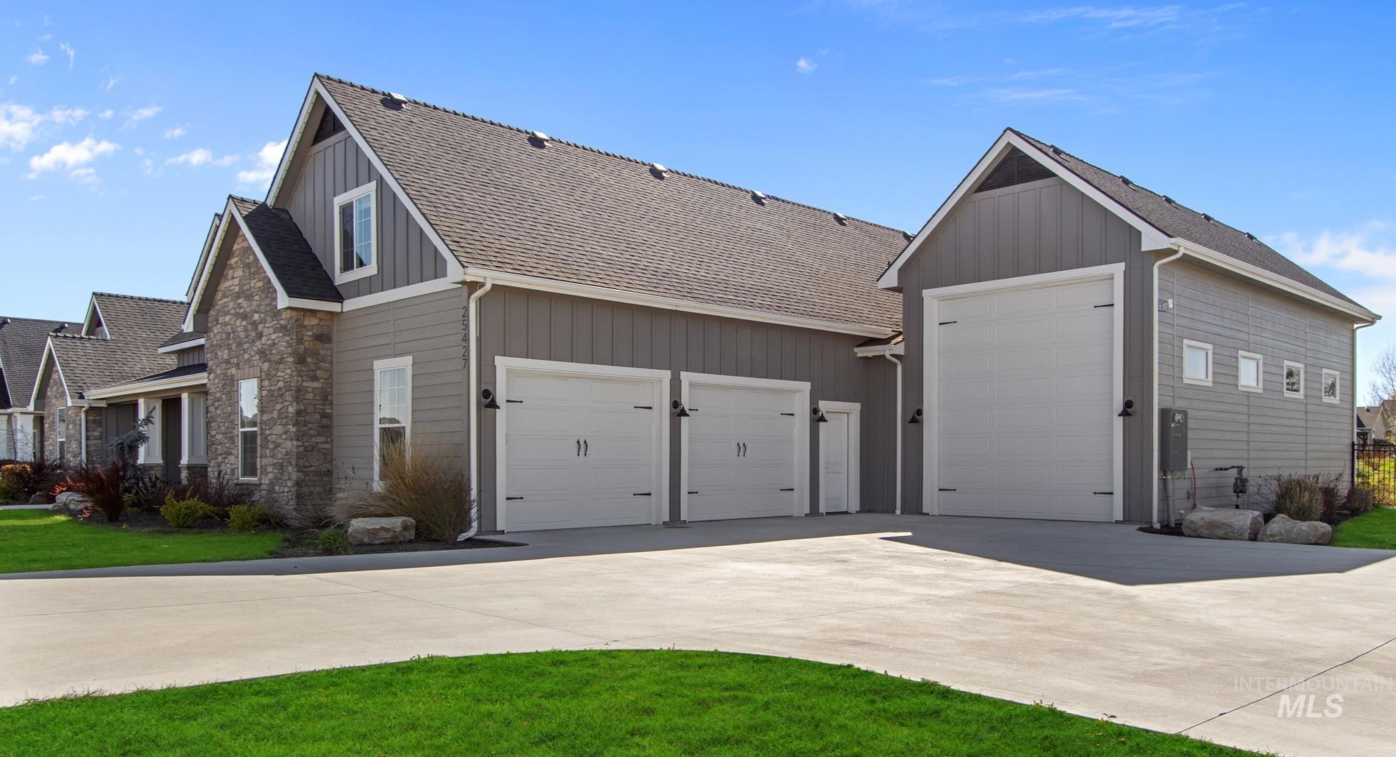 25427 Havard Oak Pl, Caldwell, Idaho 83607, 5 Bedrooms, 4.5 Bathrooms, Residential For Sale, Price $1,395,000, 98980539