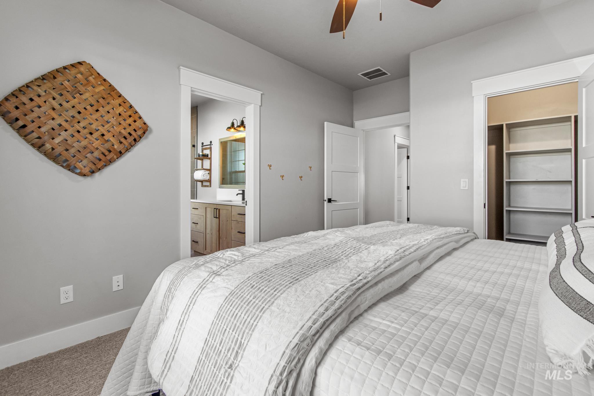25427 Havard Oak Pl, Caldwell, Idaho 83607, 5 Bedrooms, 4.5 Bathrooms, Residential For Sale, Price $1,395,000, 98980539