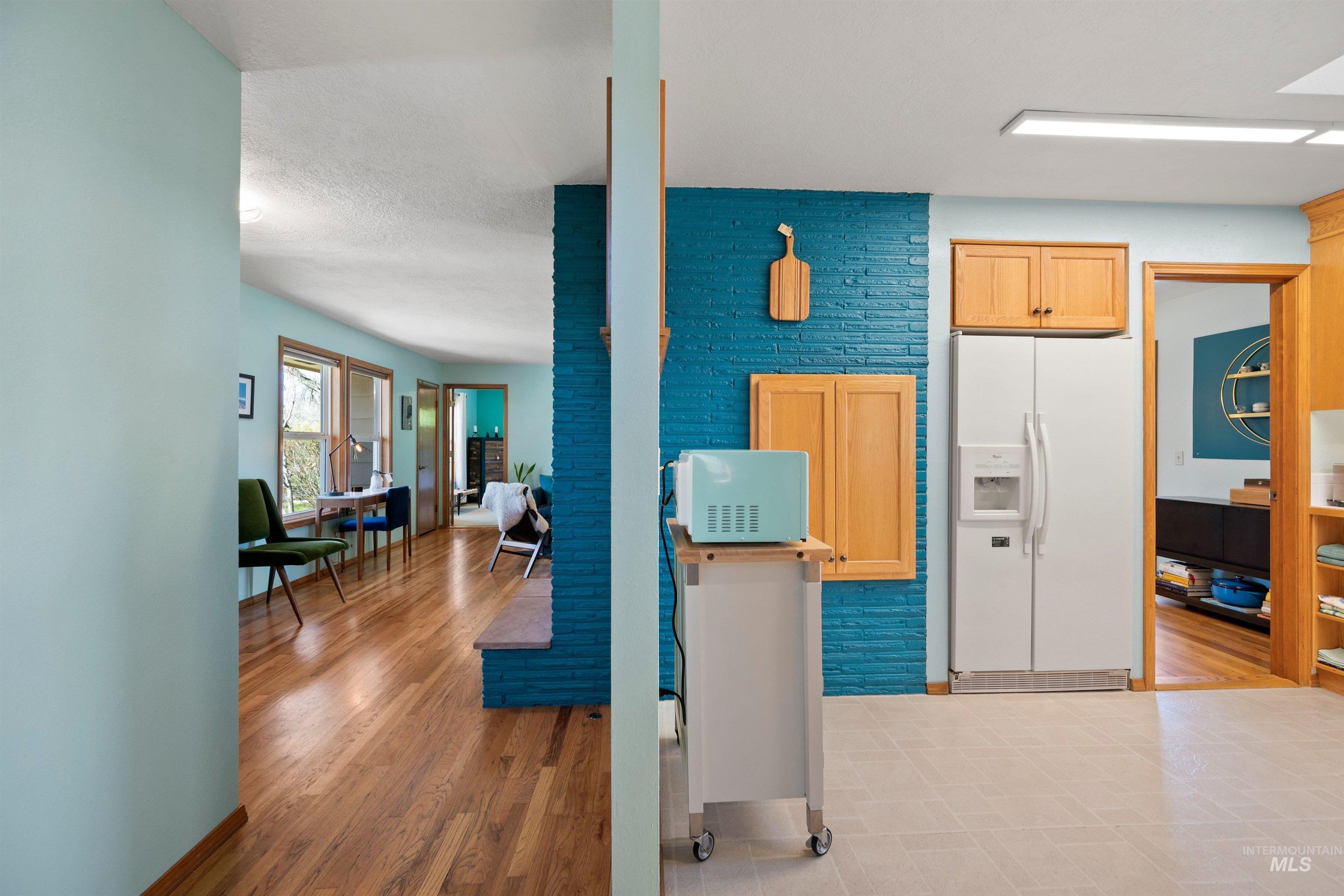 3718 N Cabarton Ln, Boise, Idaho 83704, 3 Bedrooms, 3 Bathrooms, Residential For Sale, Price $600,000,MLS 98980540