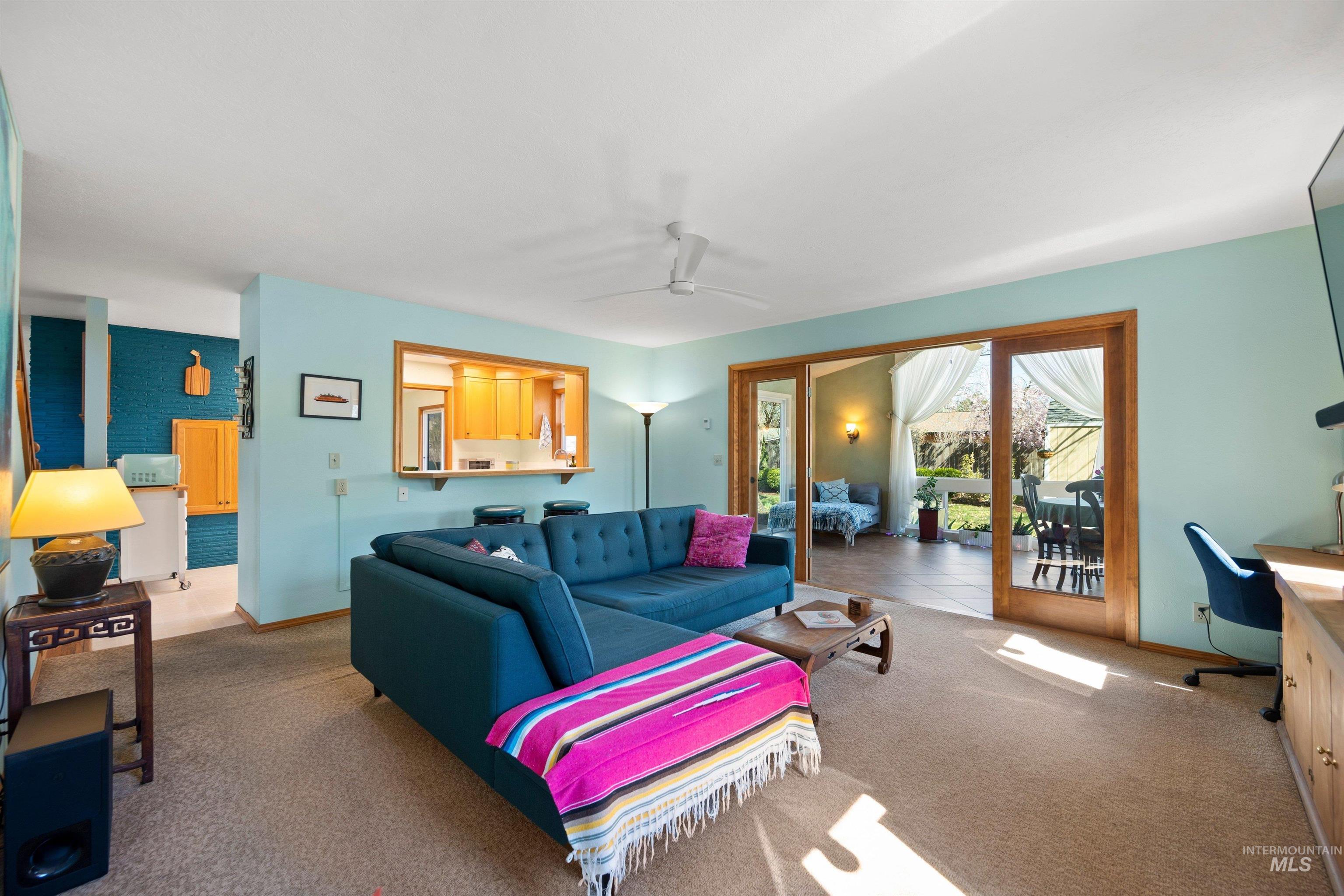 3718 N Cabarton Ln, Boise, Idaho 83704, 3 Bedrooms, 3 Bathrooms, Residential For Sale, Price $600,000,MLS 98980540