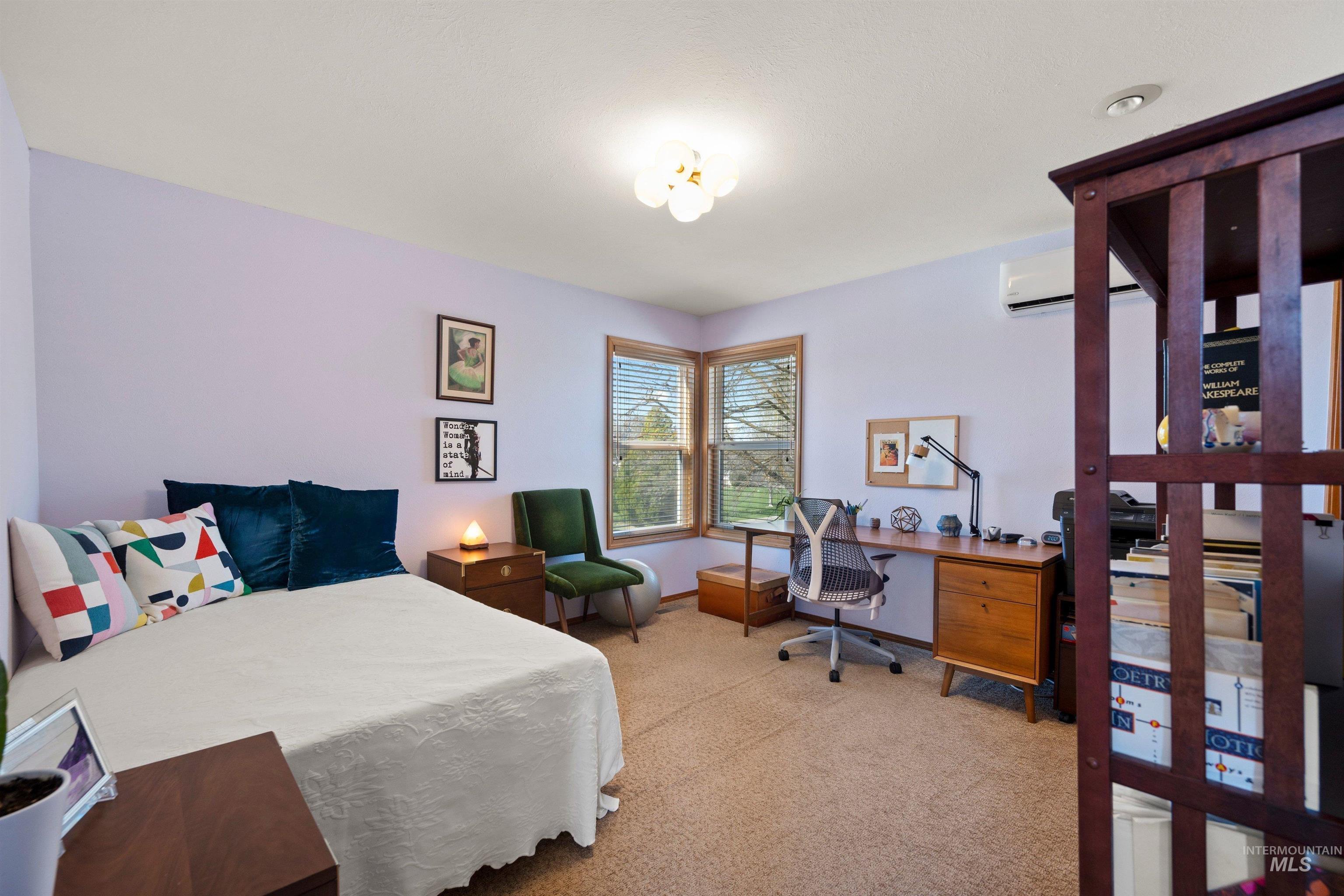 3718 N Cabarton Ln, Boise, Idaho 83704, 3 Bedrooms, 3 Bathrooms, Residential For Sale, Price $600,000,MLS 98980540