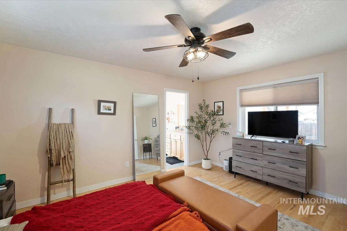 2705 W sunset, Boise, Idaho 83702, 2 Bedrooms, 2 Bathrooms, Residential For Sale, Price $619,900,MLS 98980541