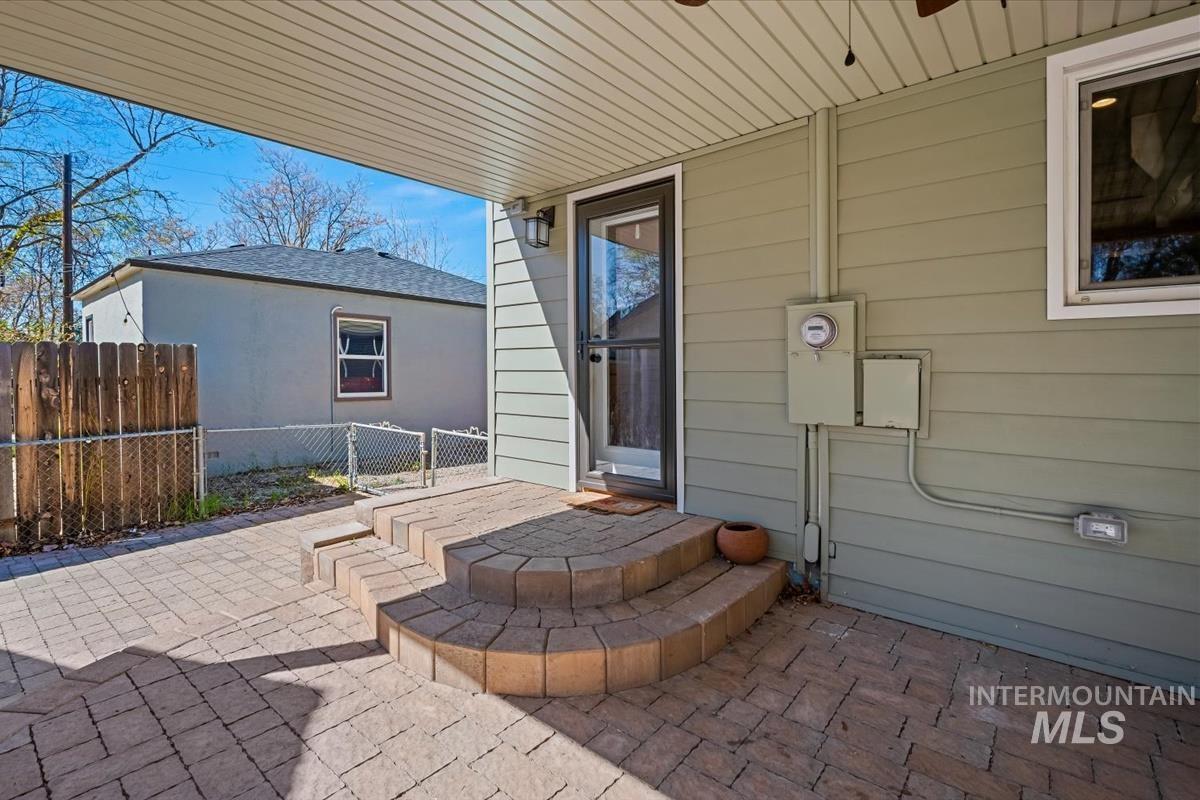 2705 W sunset, Boise, Idaho 83702, 2 Bedrooms, 2 Bathrooms, Residential For Sale, Price $619,900,MLS 98980541