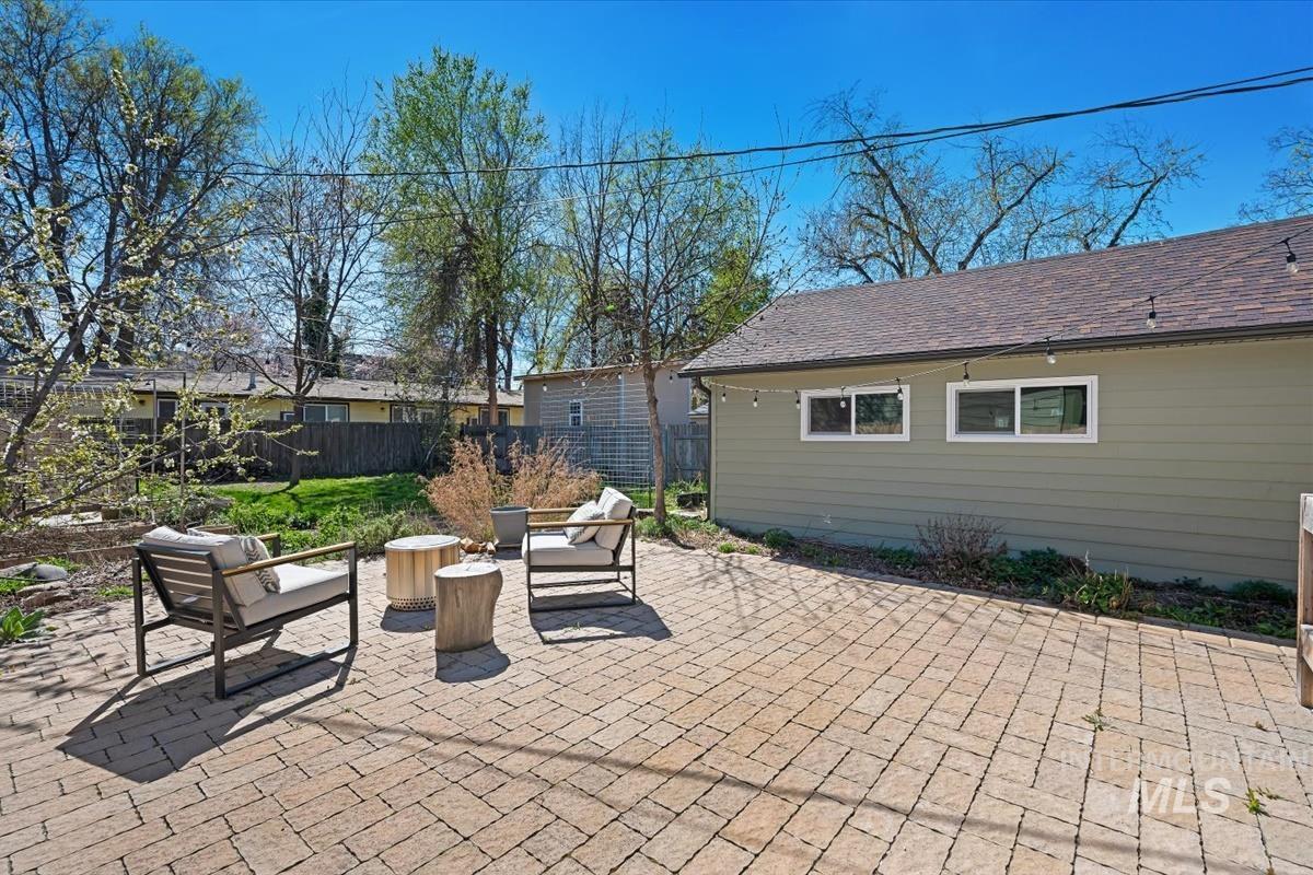 2705 W sunset, Boise, Idaho 83702, 2 Bedrooms, 2 Bathrooms, Residential For Sale, Price $619,900,MLS 98980541