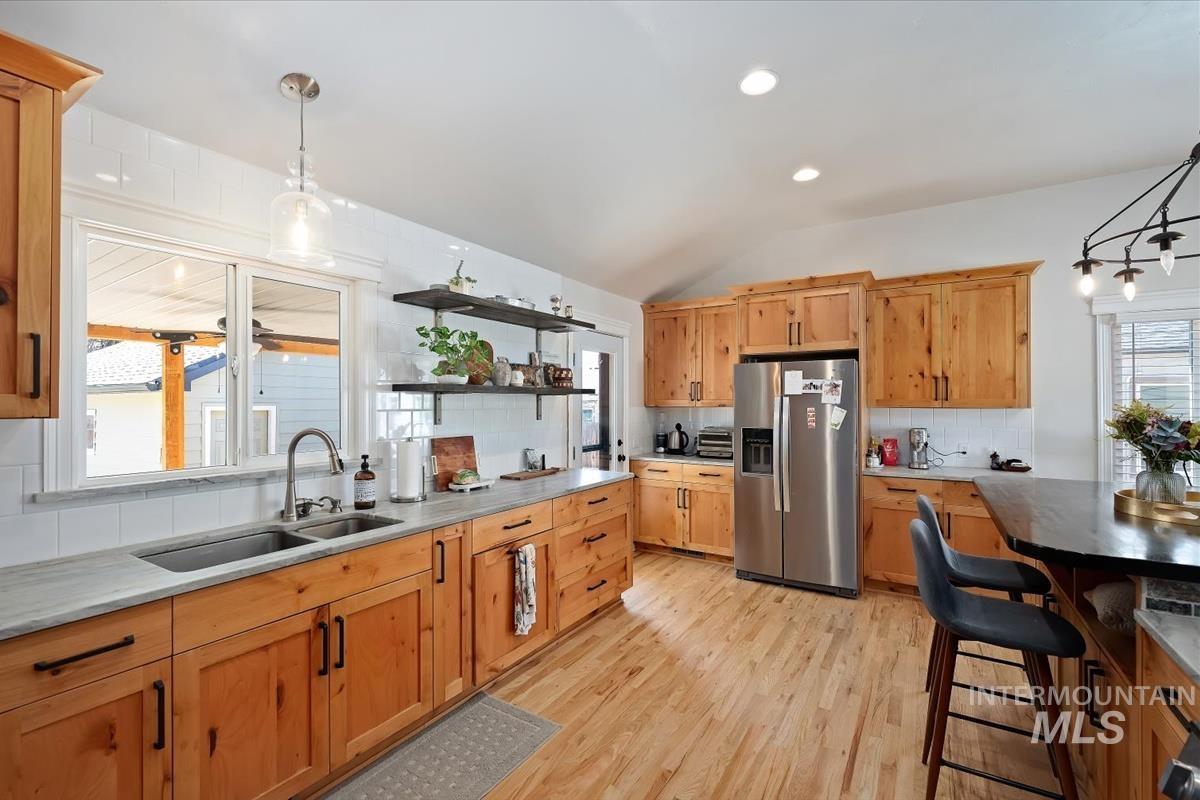 2705 W sunset, Boise, Idaho 83702, 2 Bedrooms, 2 Bathrooms, Residential For Sale, Price $619,900,MLS 98980541