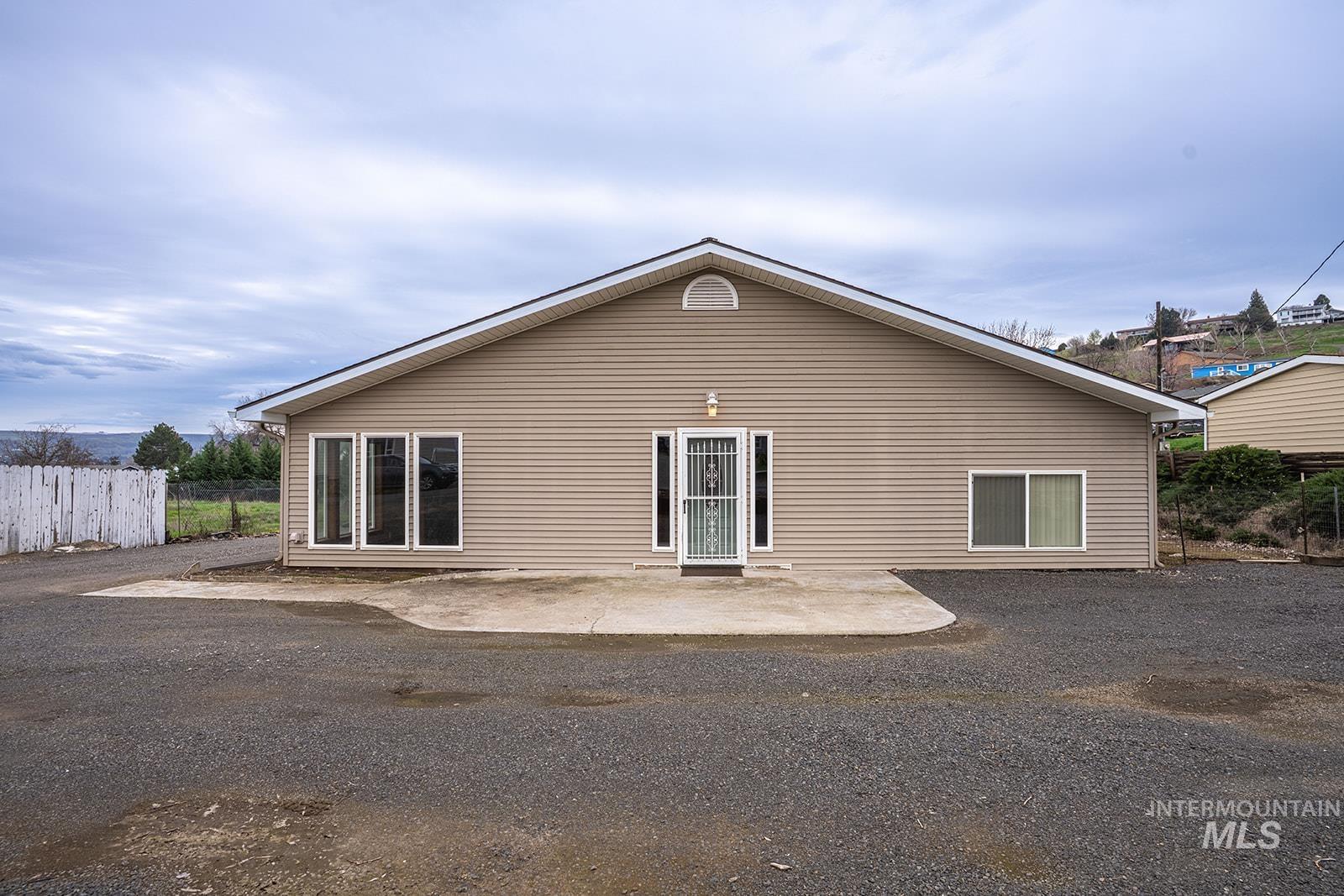 1357 pound lane, Clarkston, Washington 99403, 3 Bedrooms, 2 Bathrooms, Residential For Sale, Price $299,000,MLS 98980543