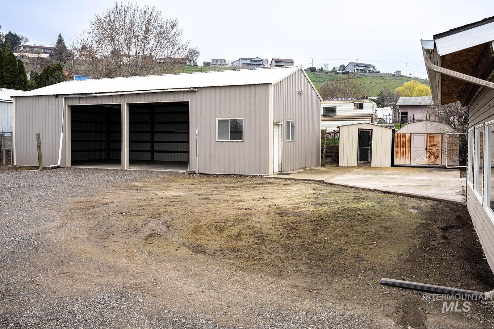 1357 pound lane, Clarkston, Washington 99403, 3 Bedrooms, 2 Bathrooms, Residential For Sale, Price $299,000,MLS 98980543