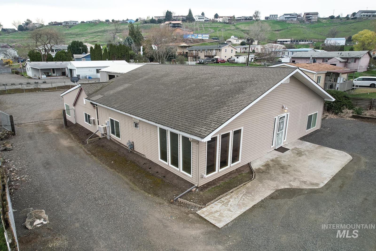 1357 pound lane, Clarkston, Washington 99403, 3 Bedrooms, 2 Bathrooms, Residential For Sale, Price $299,000,MLS 98980543