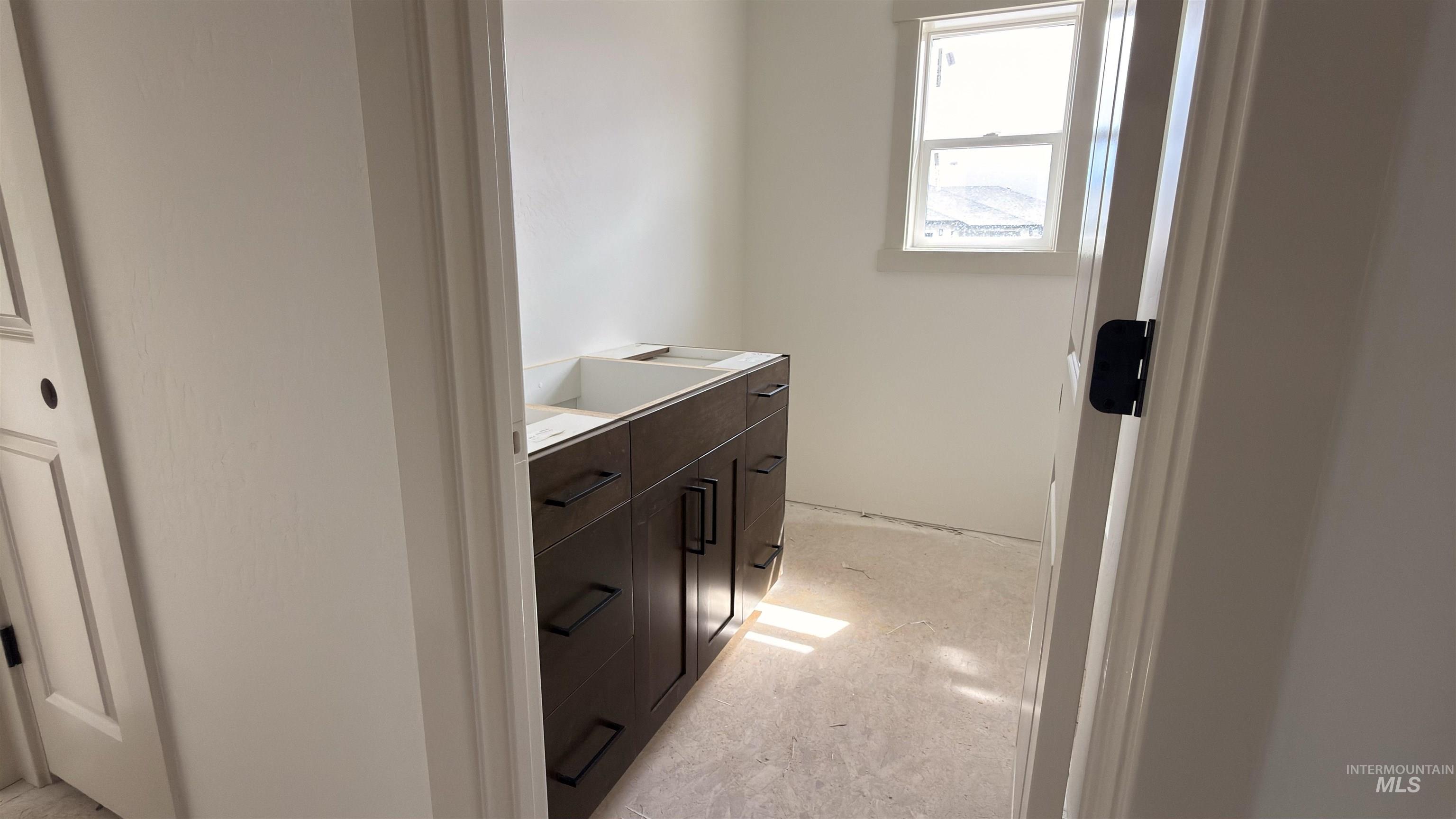 563 Pisces Ct., Twin Falls, Idaho 83301-7145, 3 Bedrooms, 2 Bathrooms, Residential For Sale, Price $419,999,MLS 98980544