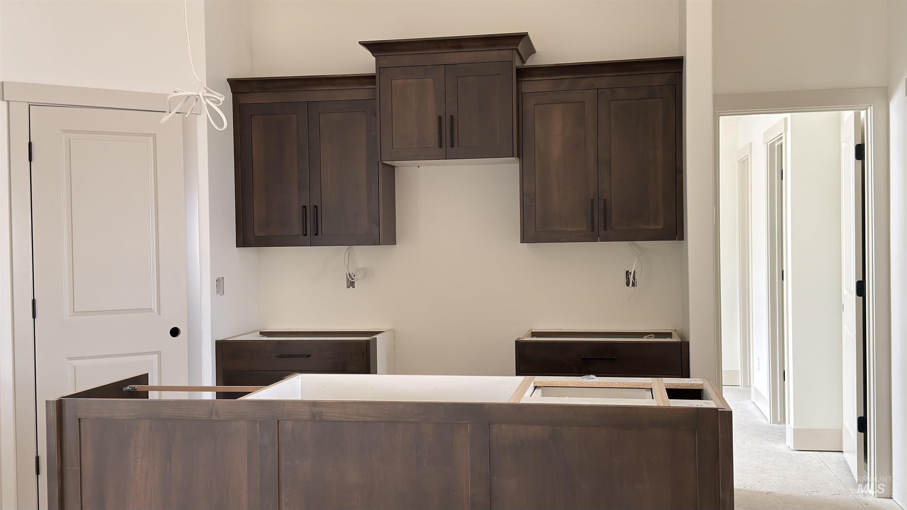 563 Pisces Ct., Twin Falls, Idaho 83301-7145, 3 Bedrooms, 2 Bathrooms, Residential For Sale, Price $419,999,MLS 98980544