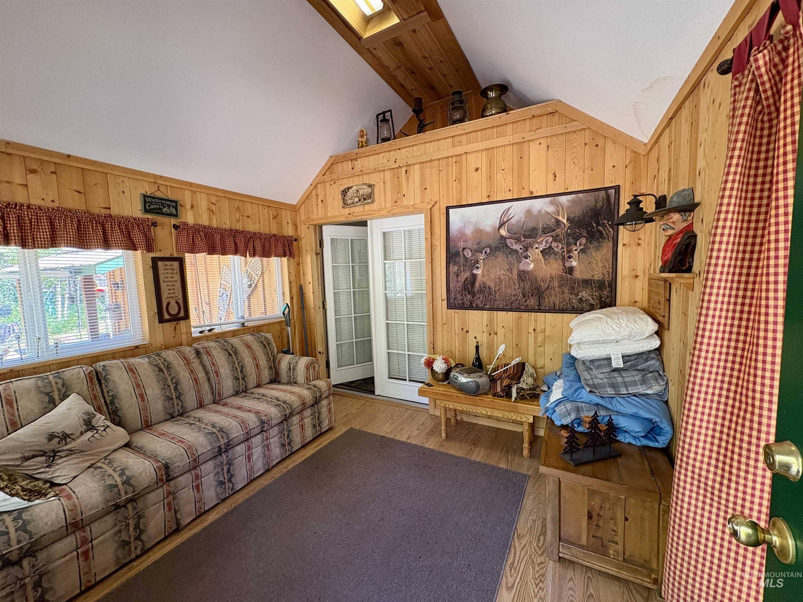 457 Engleman Rd, Mountain Home, Idaho 83647, 1 Bedroom, 1 Bathroom, Residential For Sale, Price $260,000,MLS 98980545