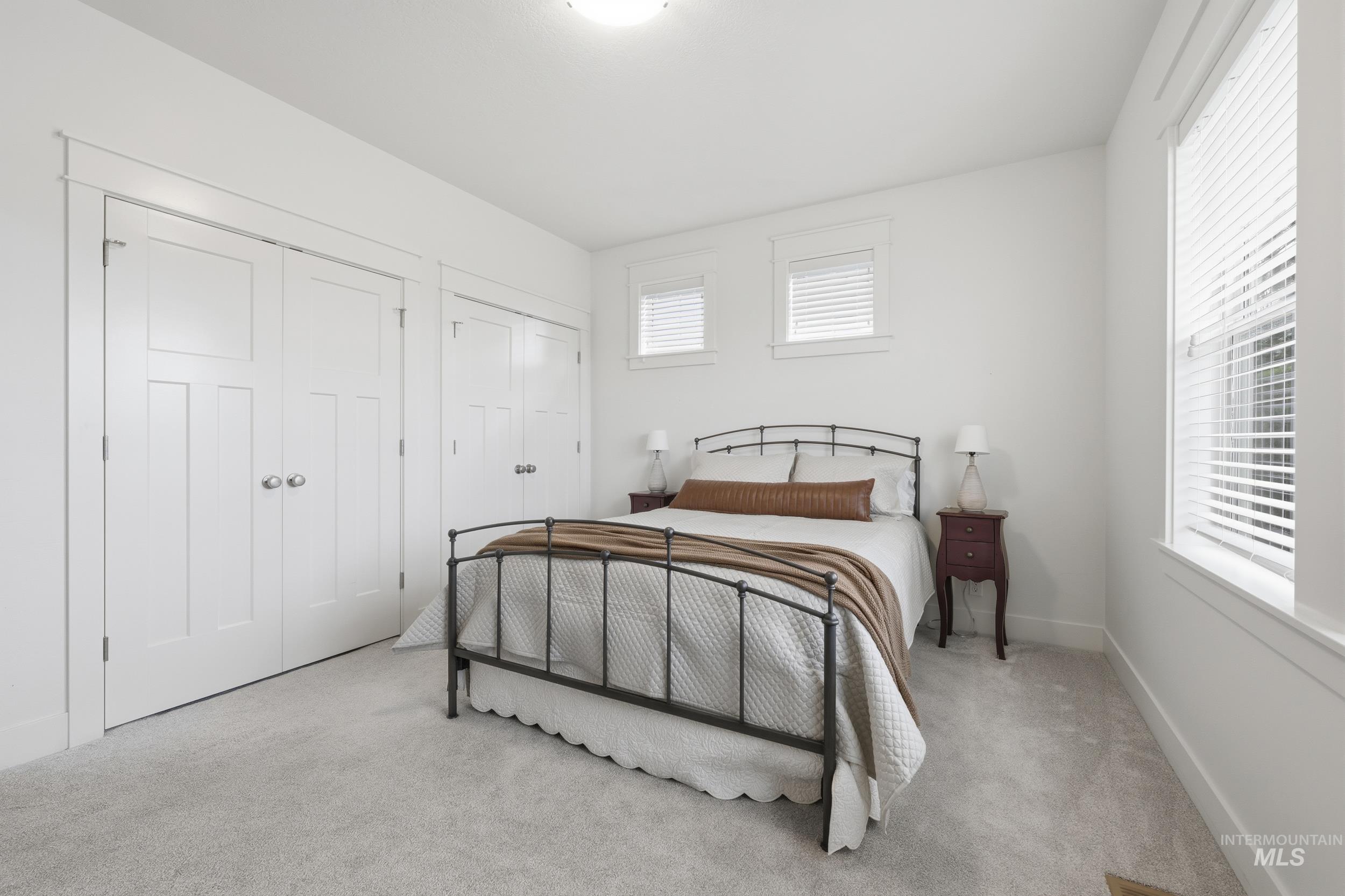 1310 W Winsett, Kuna, Idaho 83634-2460, 4 Bedrooms, 3 Bathrooms, Residential For Sale, Price $660,000,MLS 98980546