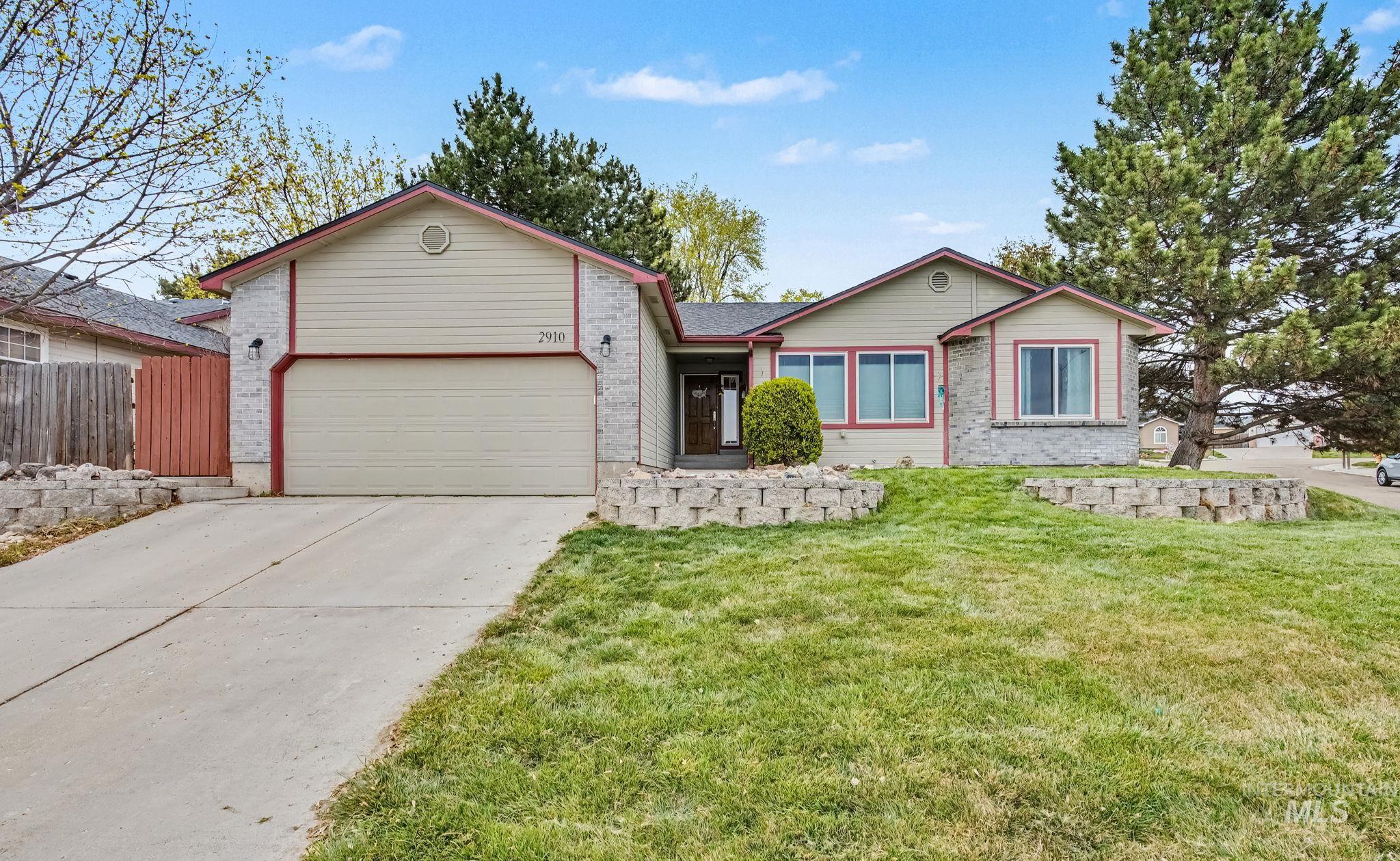 2910 Cougar Ave, Nampa, Idaho 83687, 3 Bedrooms, 2 Bathrooms, Residential For Sale, Price $350,000,MLS 98980547