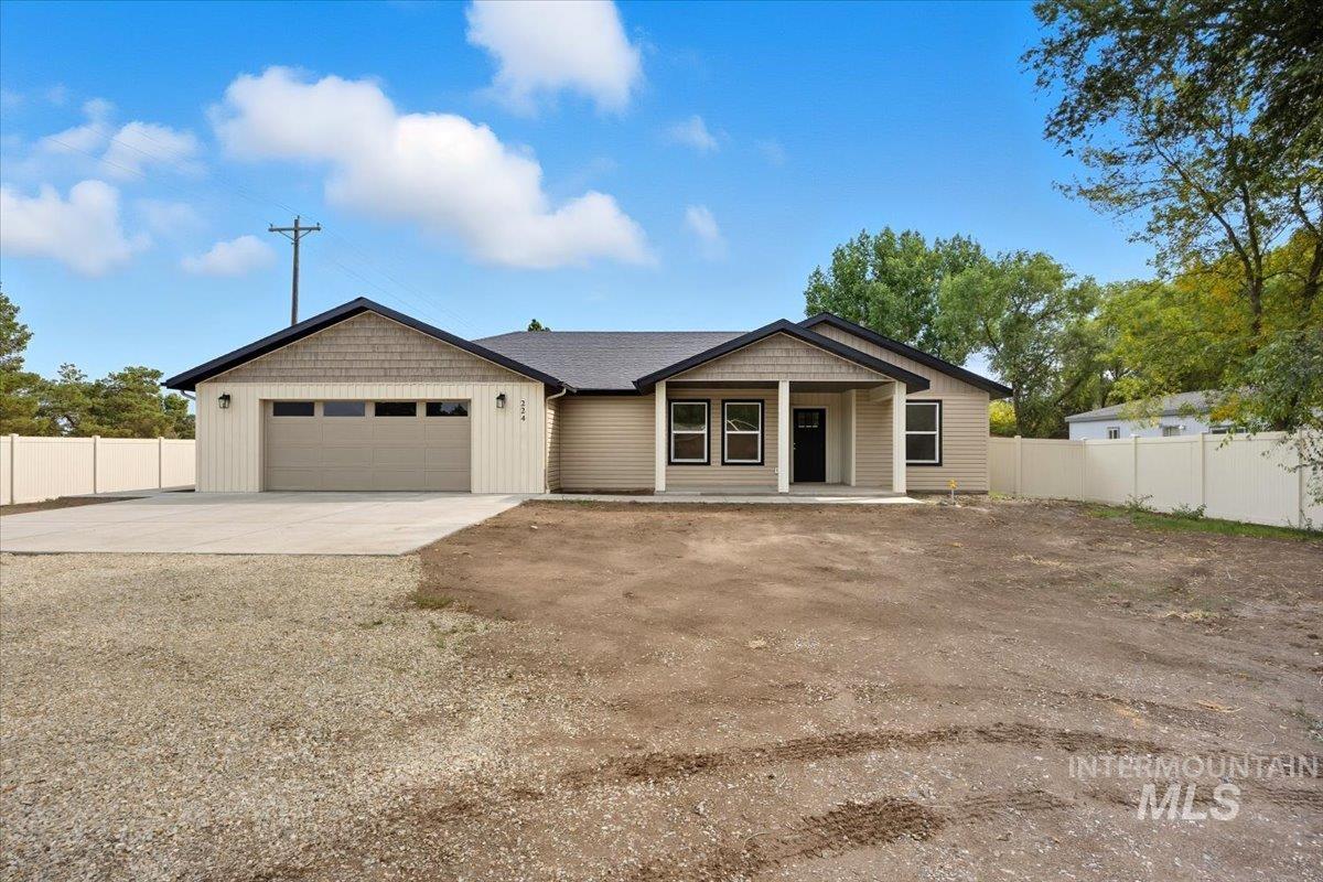 224 W Lorene Lane, Rupert, Idaho 83350, 4 Bedrooms, 2 Bathrooms, Residential For Sale, Price $448,000,MLS 98980548