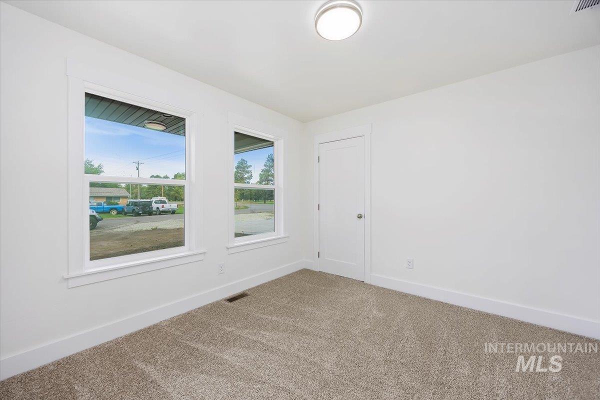 224 W Lorene Lane, Rupert, Idaho 83350, 4 Bedrooms, 2 Bathrooms, Residential For Sale, Price $448,000, 98980548