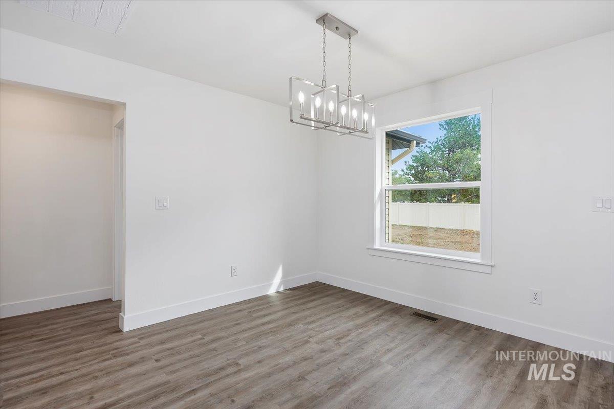 224 W Lorene Lane, Rupert, Idaho 83350, 4 Bedrooms, 2 Bathrooms, Residential For Sale, Price $448,000,MLS 98980548