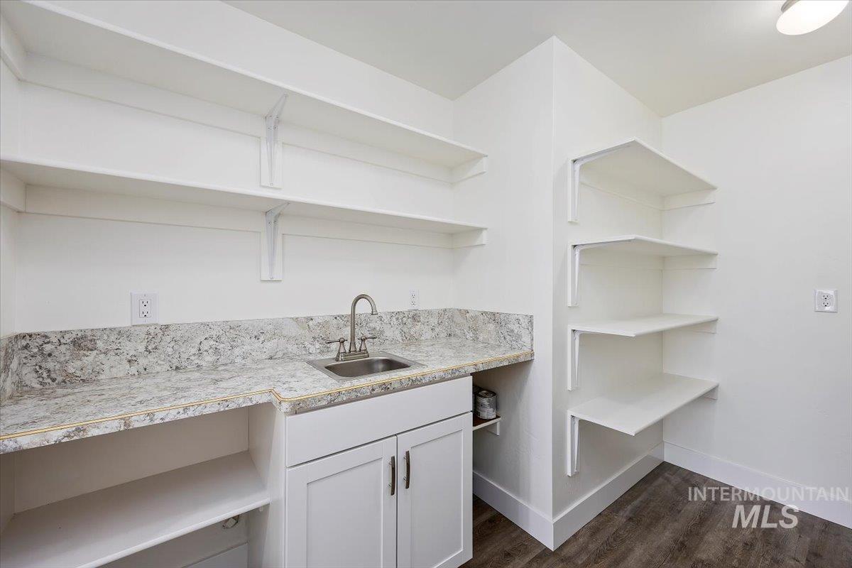 224 W Lorene Lane, Rupert, Idaho 83350, 4 Bedrooms, 2 Bathrooms, Residential For Sale, Price $448,000, 98980548