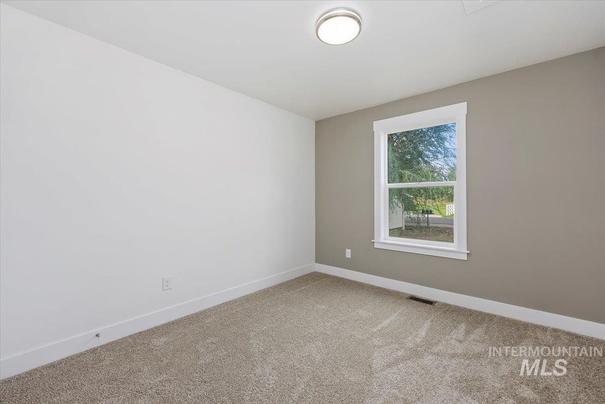 224 W Lorene Lane, Rupert, Idaho 83350, 4 Bedrooms, 2 Bathrooms, Residential For Sale, Price $448,000, 98980548