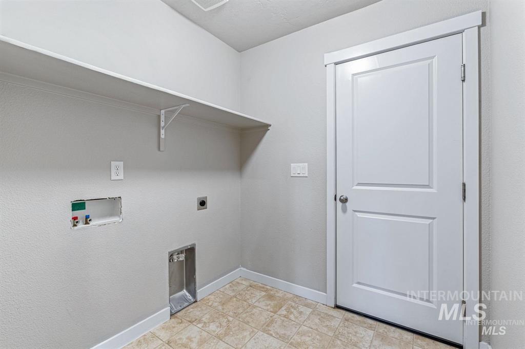 15837 N Limestone Way, Nampa, Idaho 83651, 4 Bedrooms, 2 Bathrooms, Residential For Sale, Price $439,990, 98980552