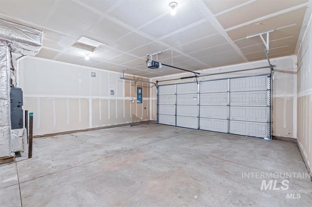 15837 N Limestone Way, Nampa, Idaho 83651, 4 Bedrooms, 2 Bathrooms, Residential For Sale, Price $439,990, 98980552