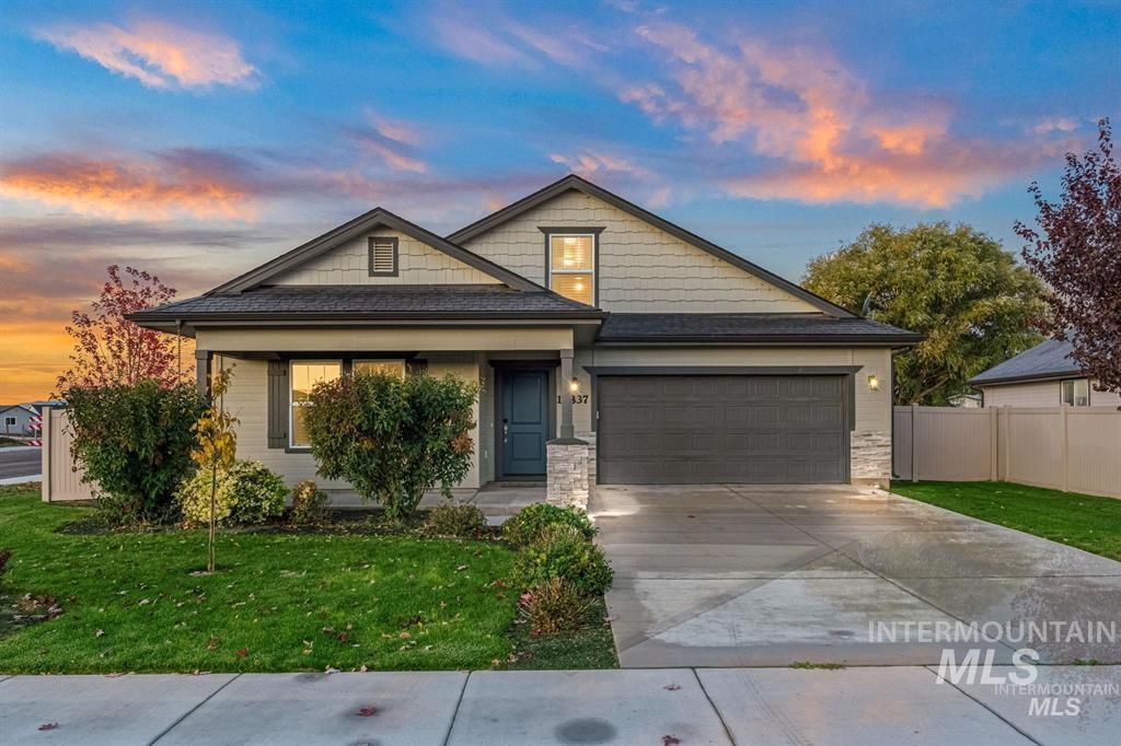 15837 N Limestone Way, Nampa, Idaho 83651, 4 Bedrooms, 2 Bathrooms, Residential For Sale, Price $439,990, 98980552