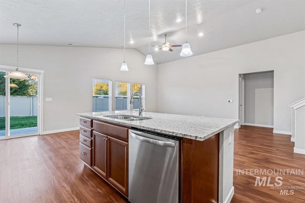 15837 N Limestone Way, Nampa, Idaho 83651, 4 Bedrooms, 2 Bathrooms, Residential For Sale, Price $439,990, 98980552