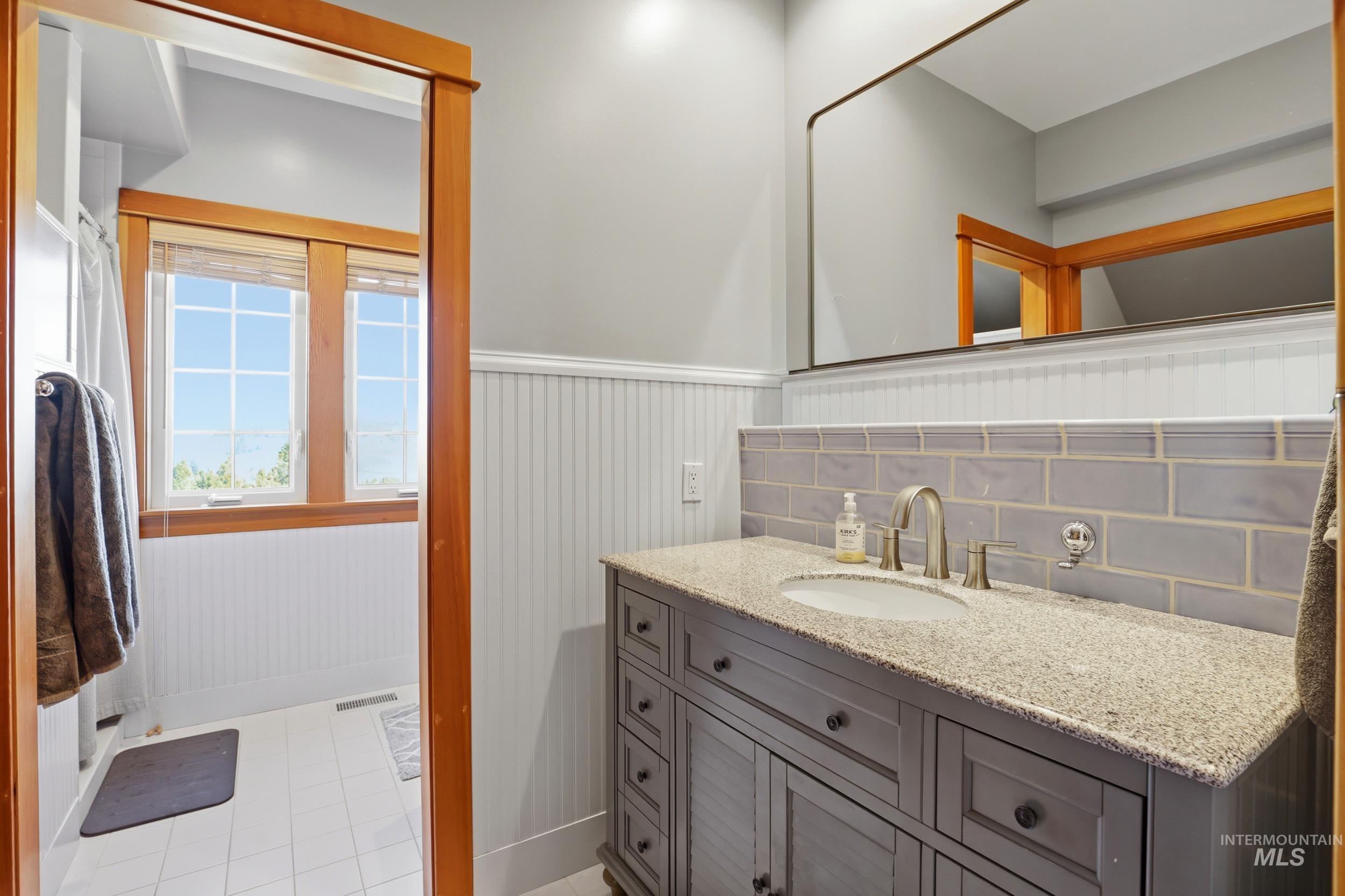 1014 Hilby Rd, Moscow, Idaho 83843, 4 Bedrooms, 4 Bathrooms, Residential For Sale, Price $2,600,000, 98980554