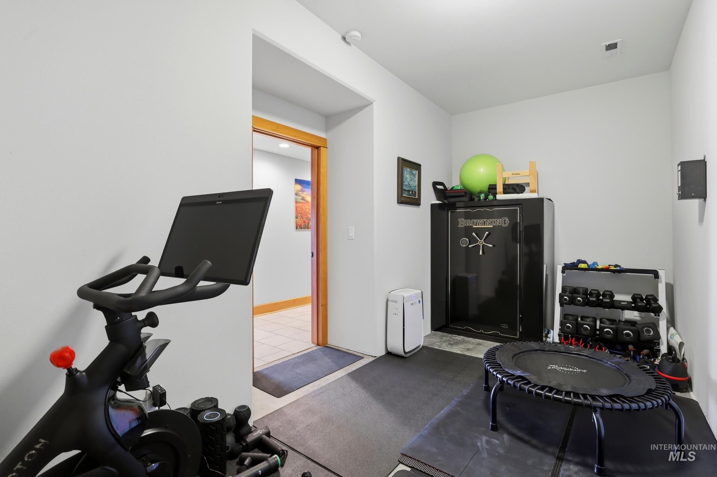 1014 Hilby Rd, Moscow, Idaho 83843, 4 Bedrooms, 4 Bathrooms, Residential For Sale, Price $2,600,000, 98980554