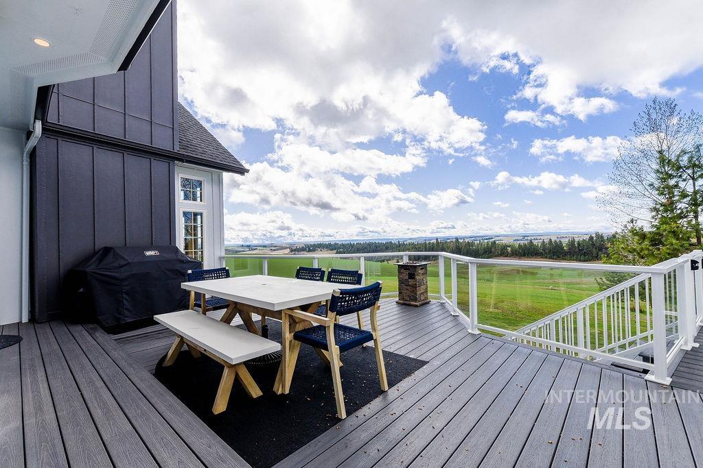 1014 Hilby Rd, Moscow, Idaho 83843, 4 Bedrooms, 4 Bathrooms, Residential For Sale, Price $2,495,000,MLS 98980554