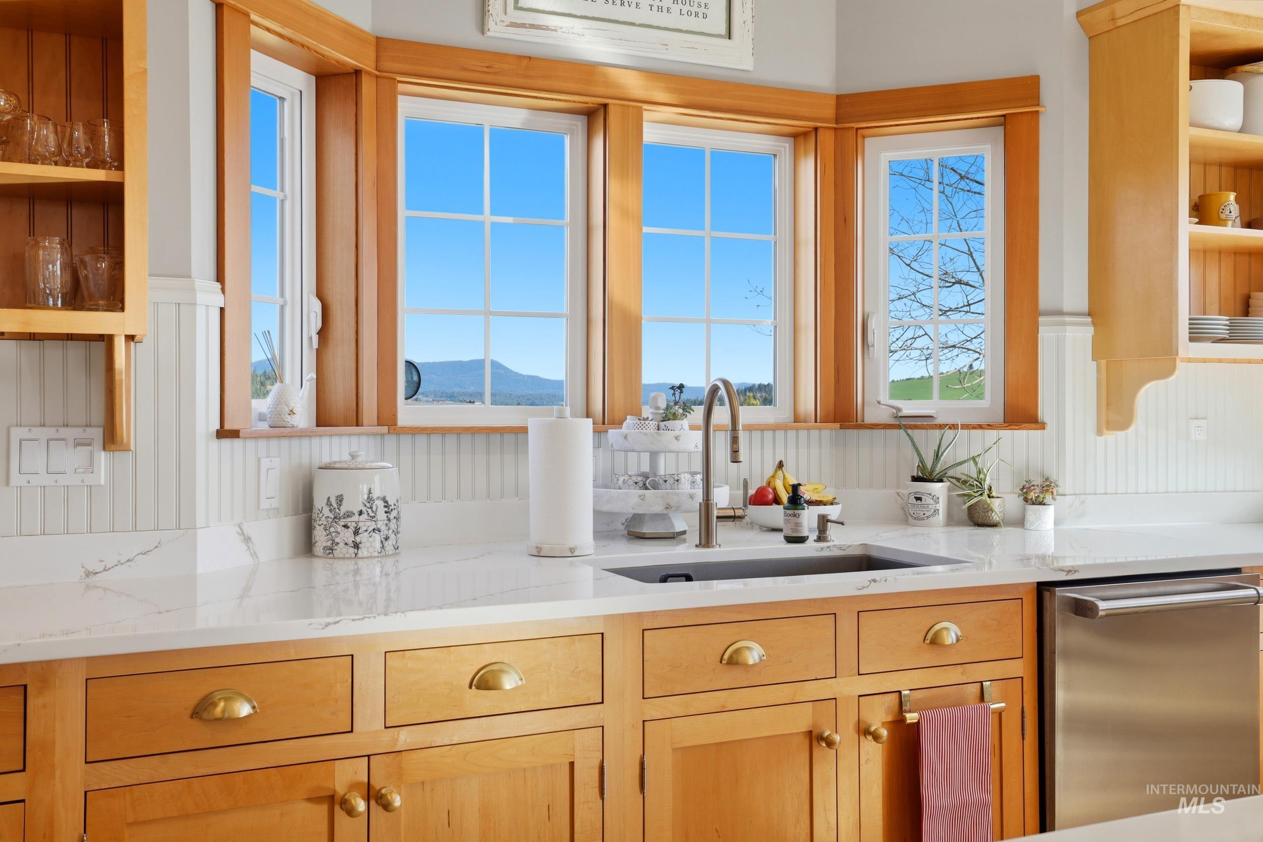 1014 Hilby Rd, Moscow, Idaho 83843, 4 Bedrooms, 4 Bathrooms, Residential For Sale, Price $2,600,000, 98980554